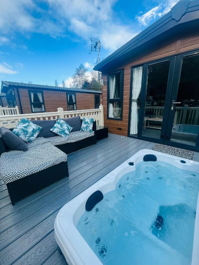 Buttermere Lodge With Hot Tub Barmby on the Moor Εξωτερικό φωτογραφία